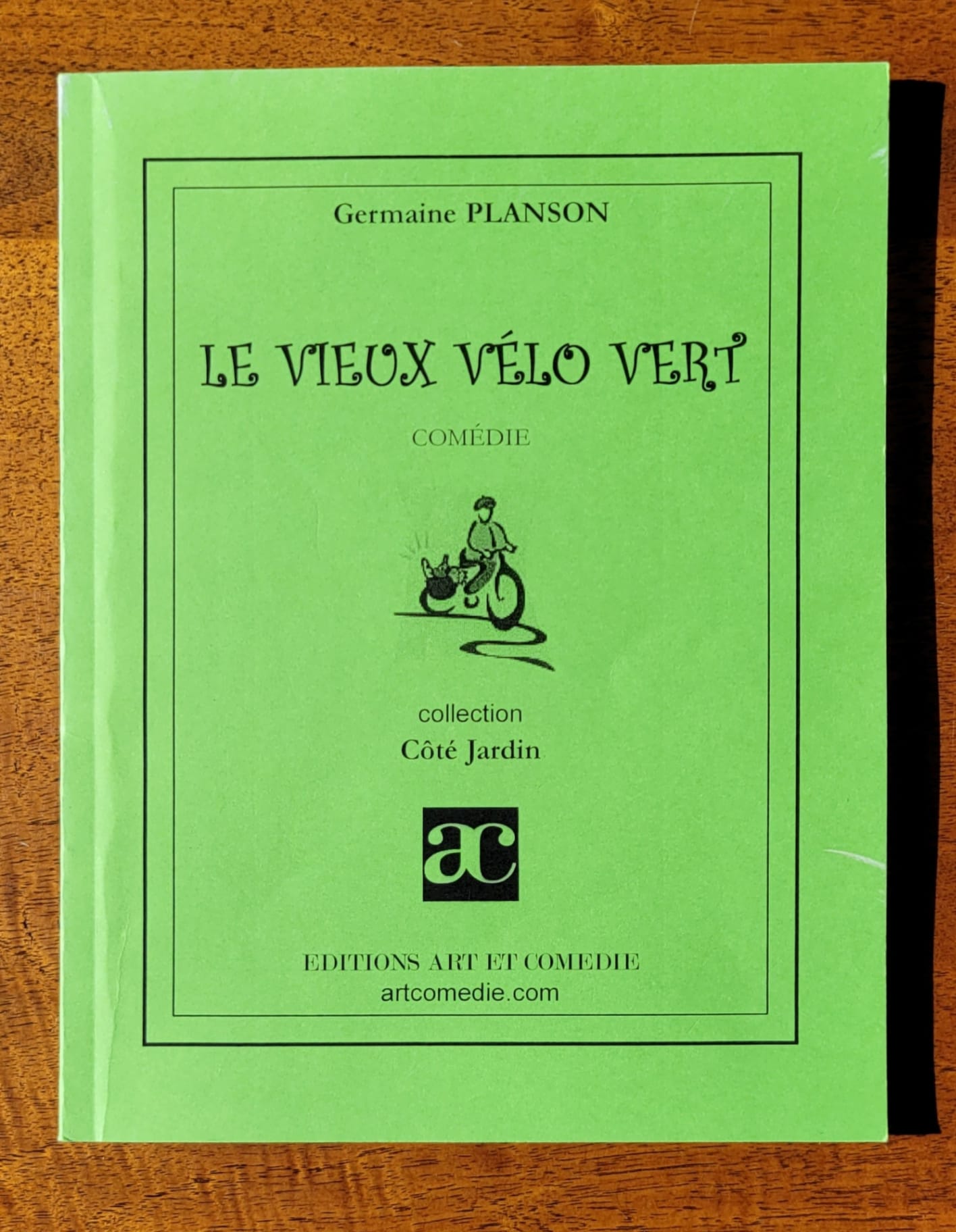 Le vieux vélo vert : comédie