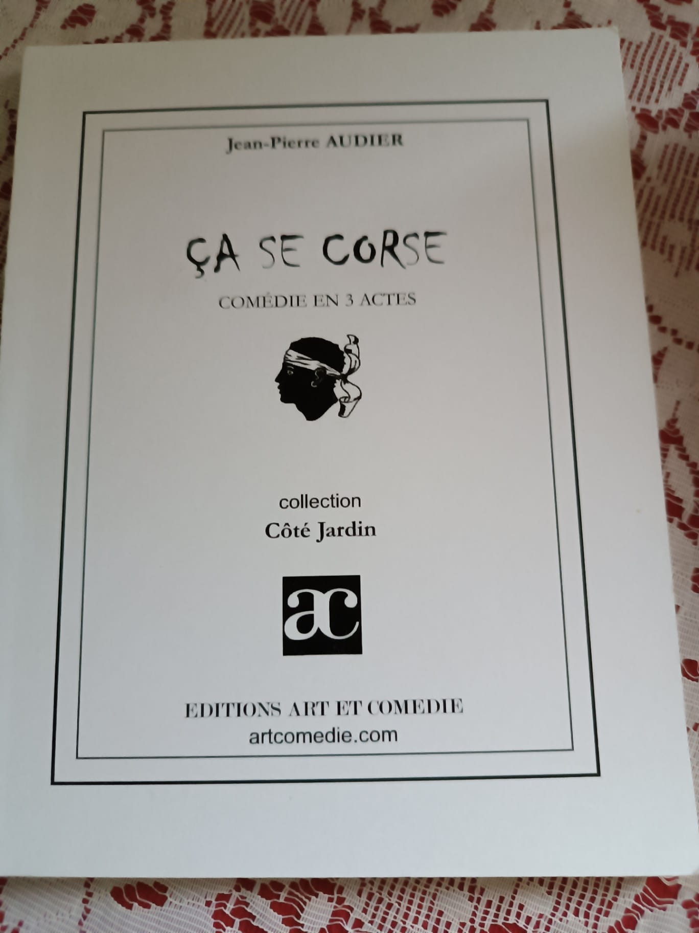 Ca se corse : comédie en 3 actes