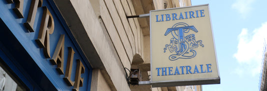 Top 10 idées cadeaux pour les amateurs de théâtre en 2024